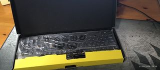 Corsair K60 RGB PRO Teclado Mecánico