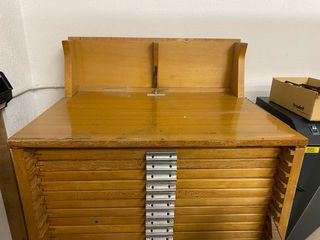 Mueble Chivalete Antiguo Madera y Metal