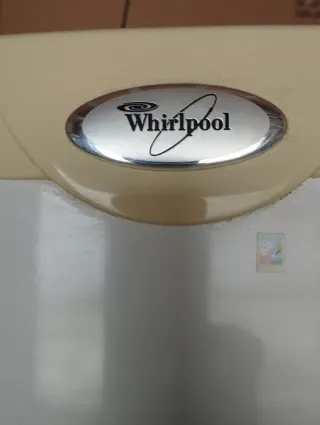 Nevera blanca Whirlpool