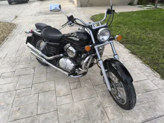 Honda Shadow 125cc Negra
