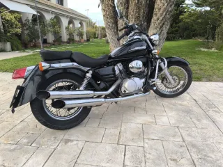 Honda Shadow 125cc Negra