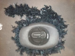 cappello carnevale nero con boa