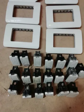 NIESSEN Stilo Marcos y Mecanismos Blanco