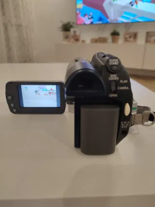 Videocámara Canon DC310 DVD 41x Zoom