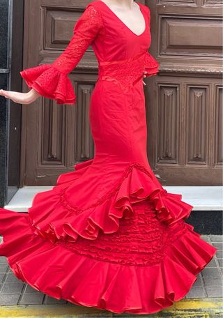 Traje de Flamenca Rojo encaje talla 34
