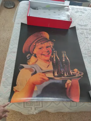 Póster Coca-Cola chica militar