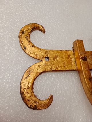 Perchero colgador pared dorado  rústico forja