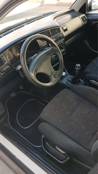 Volkswagen Golf GTI MK3