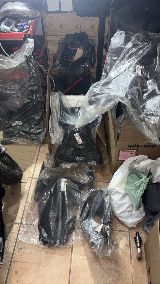 Yamaha Jog RR Jorge Lorenzo Edición