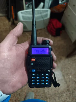 BaoFeng UV-5R Walkie Talkie