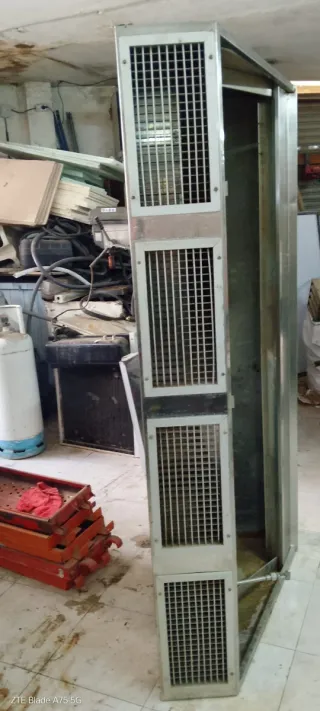 Campana de extracción de humos industrial