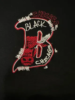 Felpa Chicago Bulls nera con logo rosso