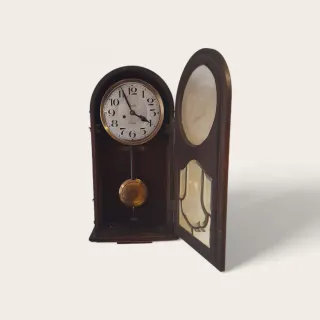 Reloj de pared José Baena antiguo.