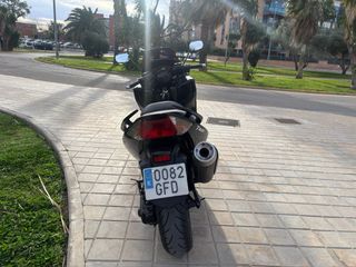 Yamaha TMAX Negra