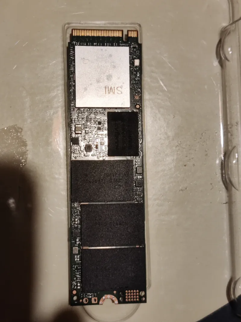 SSD Intel 512GB no reconocido