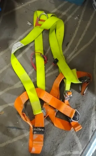 Cinturón de seguridad obra. Tengo varias unidades