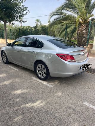 Opel Insignia 2010
