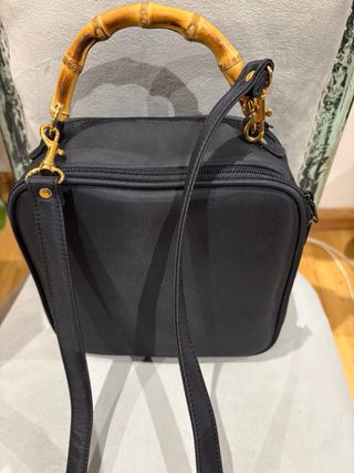 Bolso negro lona bambú y broche Gucci autentico