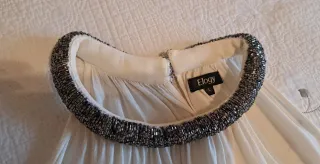 Blusa Crepé Eloqy con Pedrería en cuello Talla "L"