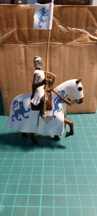 Figuras Caballeros Medievales