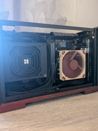 PC Gaming Mini-ITX 5070 7800x3d