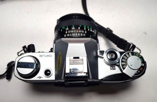 Canon AE-1 con objetivo FD 50mm 1:1.8