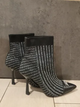 Stivali Karl Lagerfeld neri e argento