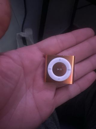 iPod Shuffle 2GB Naranja 2010