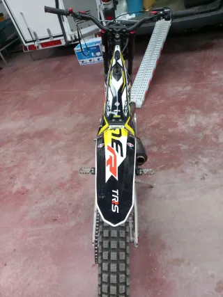 Moto de Trial TRS