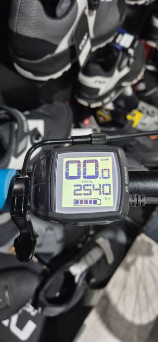 CUBE STEREO HYBRID 120 PRO T/M