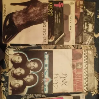 20 Vinilos Singles 45 RPM Internacionales