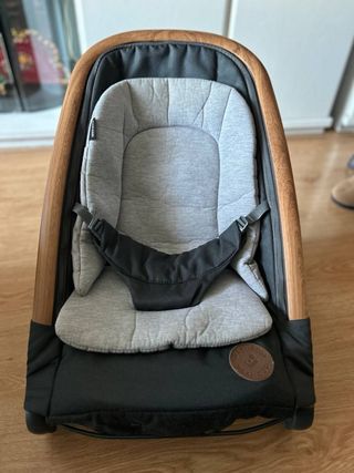 Hamaca bebé madera y textil. Maxi cosi