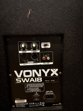 Equipo DJ Vonyx: 2 Altavoces + Subwoofer
