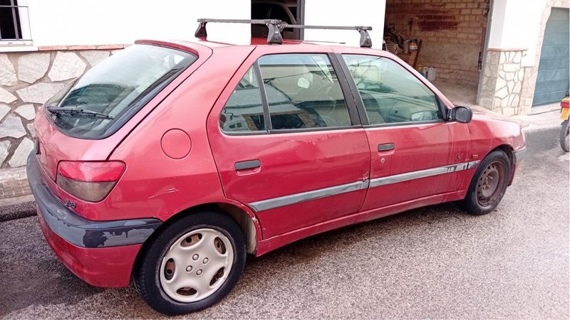 Peugeot 306 1999 - foto 1