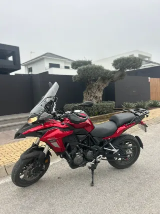 Benelli TRK 502 Escape LeoVince