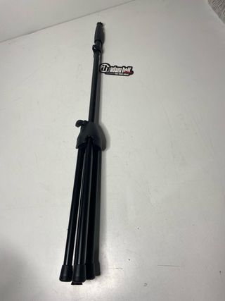 : Trípode Adam Hall