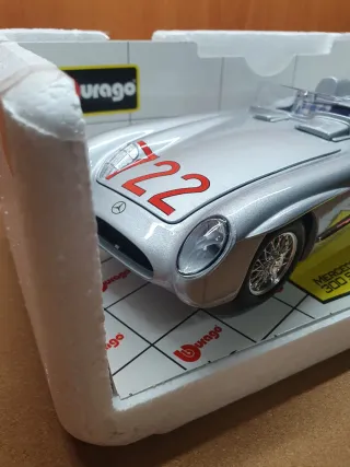Bburago Mercedes Benz 300 SLR M.M Bburago 1/18