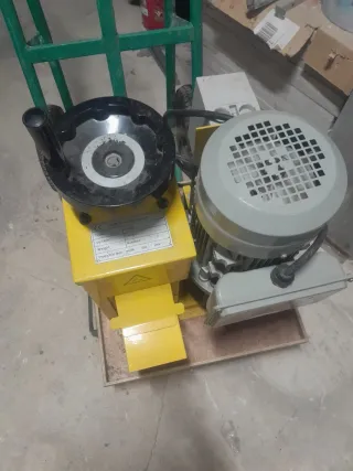 Máquina Pelacables hasta 60mm