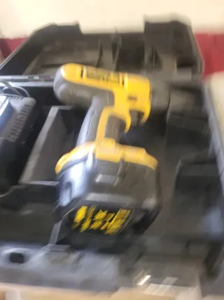 Taladro Inalambrico Dewalt