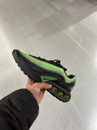 Nike DN Verde/Negro talla 43 44 45 46 47 48 49