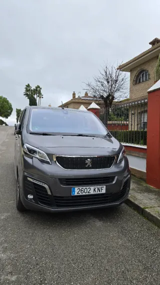 Peugeot Traveller 2018
