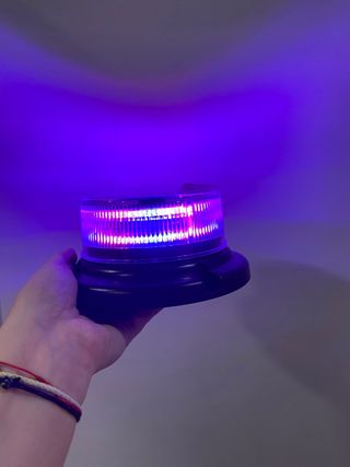 Luz LED de emergencia solar