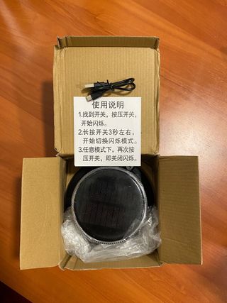 Luz LED de emergencia solar