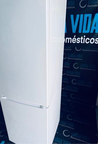 182. Frigorificio Combi No Frost Icecool buen esta