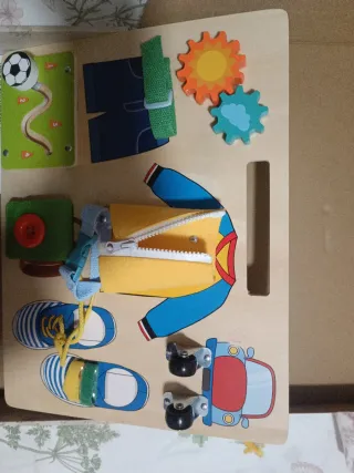 Tabla de actividades sensorial para bebés