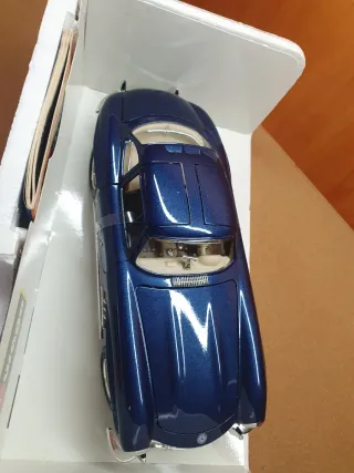 Mercedes Benz 300 SL Bburago scala da 1/18
