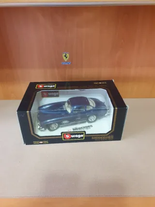 Mercedes Benz 300 SL Bburago scala da 1/18