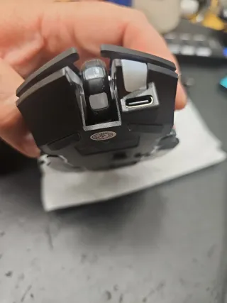 Ratón Gaming Negro y Plateado