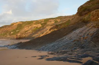 Canon EOS 2000D +2  Objetivos 18-55mm 18- 50