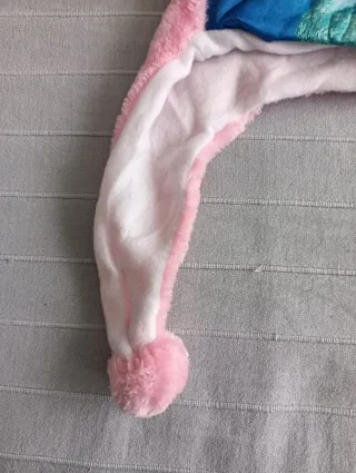 Gorro Frozen Elsa y Anna Peluche Pompones